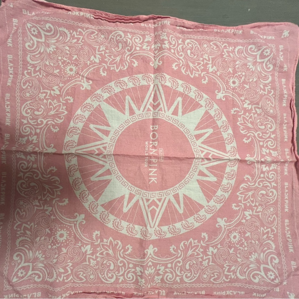 Black Pink Born pink scarf💜